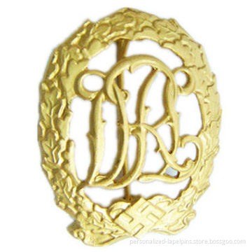 Germany World War 2 Metal Pin Badges With Gold Finish Plated